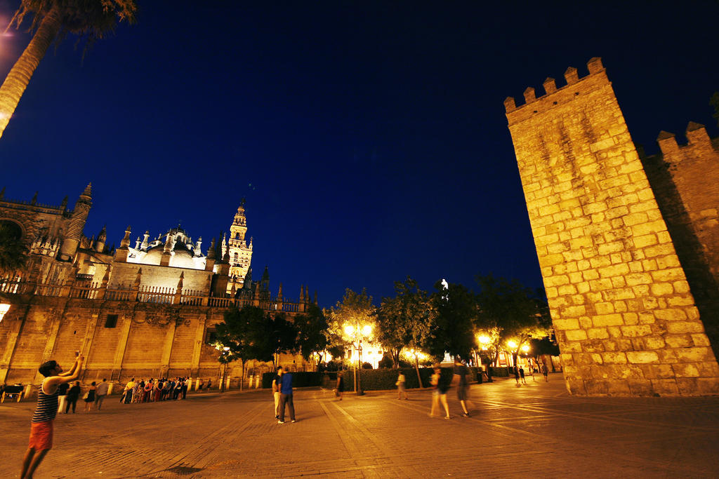 Hostal Van Gogh Sevilla Exterior foto
